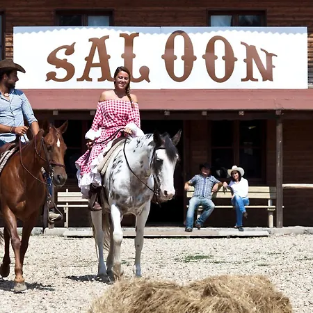 Resort Horse Country Congress & - Ribot Arborea