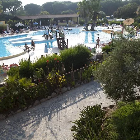 Resort Horse Country Congress & - Ribot