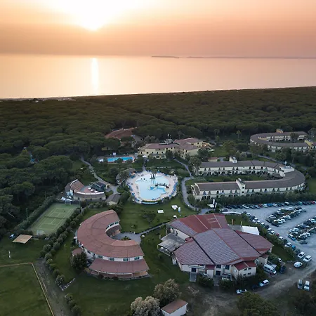 Semesteranläggning (resort) Horse Country Congress & - Ribot Arborea